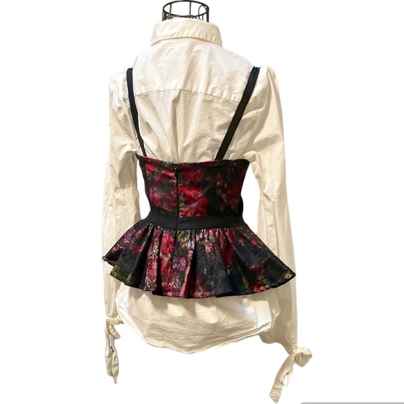 🥀 Pearl by Georgina Chapman of Marchesa Black Red Floral Lace Bustier Top | 2 - Picture 3 of 14